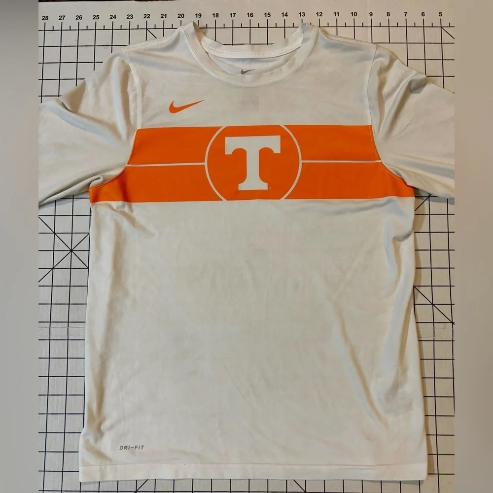 Nike Women’s XL Tennessee Volunteers Orange/White LS Athletic‎ Cut Tee